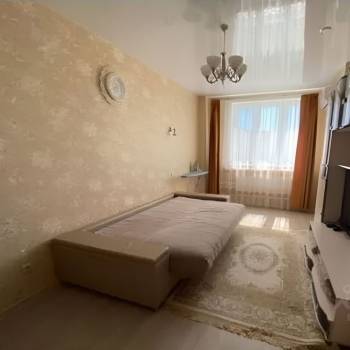 Продается 1-комнатная квартира, 39 м²