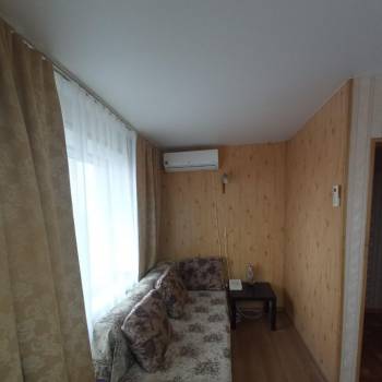 Продается 1-комнатная квартира, 37 м²