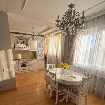 Сдается 2-х комнатная квартира, 60 м²