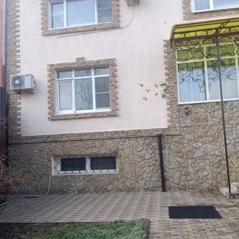Продается Дом, 380 м²
