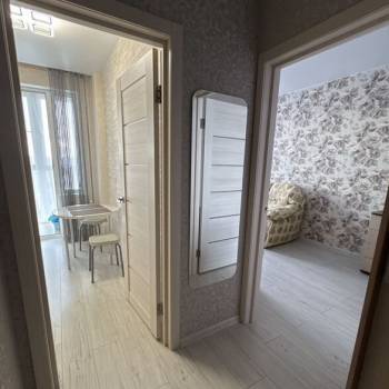 Сдается 1-комнатная квартира, 35 м²
