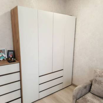 Продается 1-комнатная квартира, 42 м²