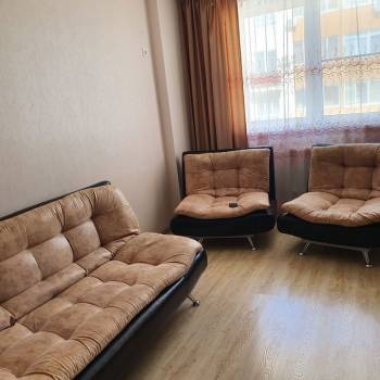 Продается 1-комнатная квартира, 36 м²