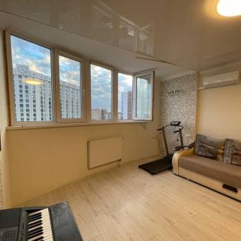Продается 1-комнатная квартира, 28 м²