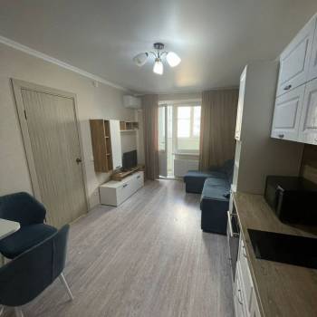 Сдается 1-комнатная квартира, 38 м²