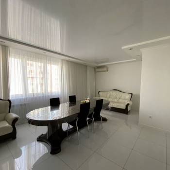 Продается 3-х комнатная квартира, 120 м²