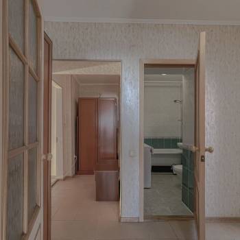 Продается 1-комнатная квартира, 46 м²