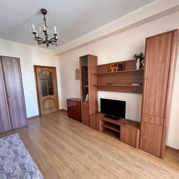 Сдается 1-комнатная квартира, 47 м²