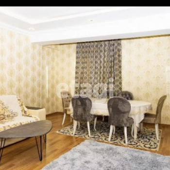 Продается 3-х комнатная квартира, 90 м²