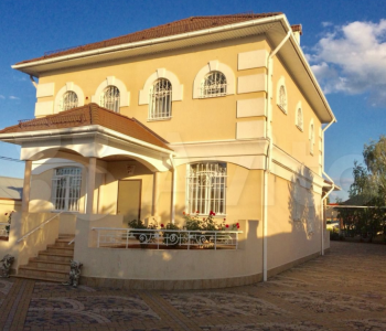 Продается Дом, 288 м²