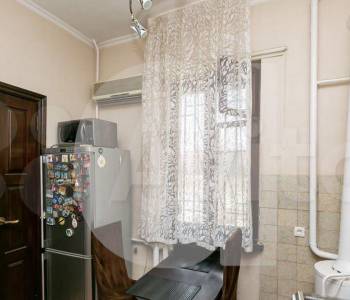 Продается Многокомнатная квартира, 64 м²