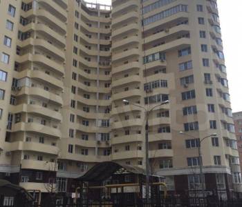 Продается Многокомнатная квартира, 199,1 м²