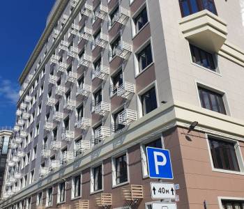 Продается 1-комнатная квартира, 42 м²