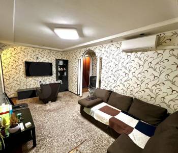 Продается 3-х комнатная квартира, 55,7 м²