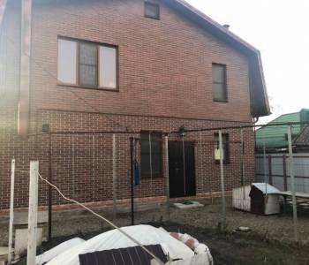 Продается Дом, 200 м²