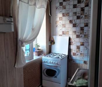 Продается Многокомнатная квартира, 76,9 м²