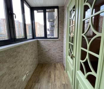 Продается 2-х комнатная квартира, 72 м²