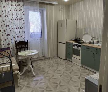 Продается 1-комнатная квартира, 40 м²