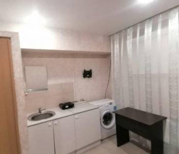 Продается 1-комнатная квартира, 13 м²