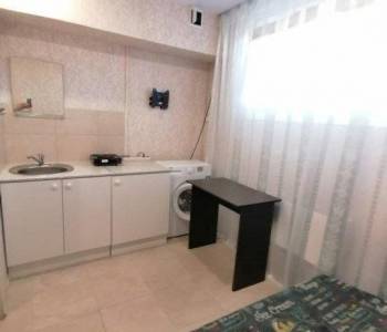 Продается 1-комнатная квартира, 13 м²