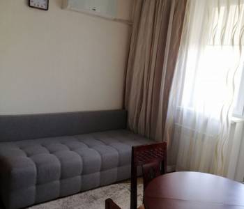 Продается 1-комнатная квартира, 30 м²