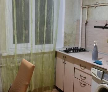 Продается 1-комнатная квартира, 32 м²