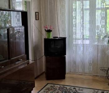 Продается 3-х комнатная квартира, 56 м²