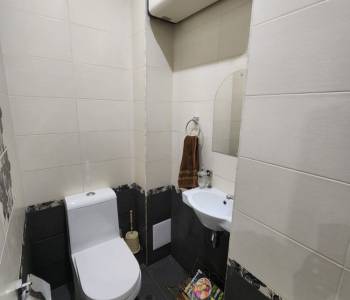 Продается Многокомнатная квартира, 154,4 м²
