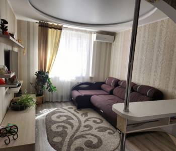Продается Многокомнатная квартира, 154,4 м²