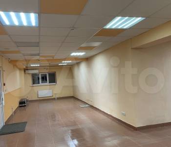 Продается Нежилое помещение, 83 м²
