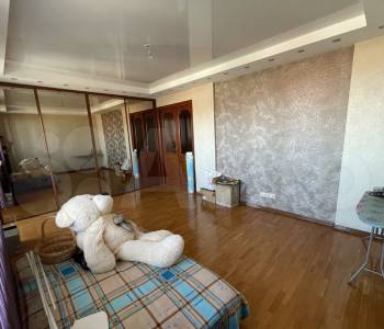 Продается Многокомнатная квартира, 98 м²