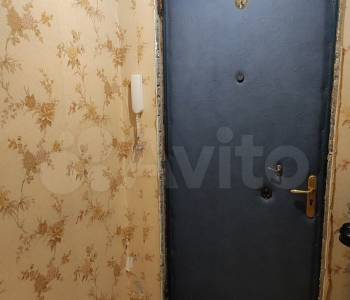 Продается 1-комнатная квартира, 42 м²