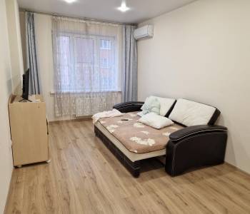 Сдается 1-комнатная квартира, 37 м²