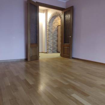 Продается Многокомнатная квартира, 76,5 м²
