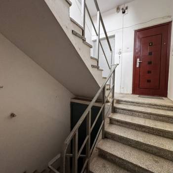 Продается Многокомнатная квартира, 140 м²