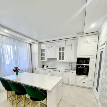 Продается 3-х комнатная квартира, 93 м²