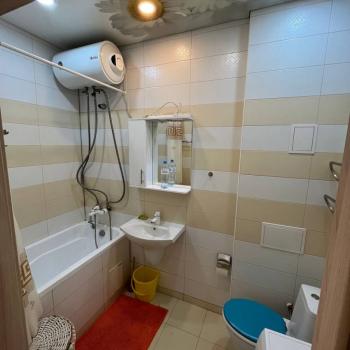 Сдается 1-комнатная квартира, 42 м²