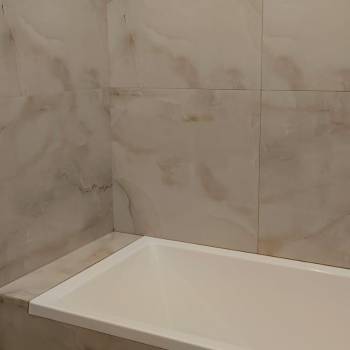 Продается 1-комнатная квартира, 50 м²