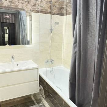 Продается 2-х комнатная квартира, 64,7 м²