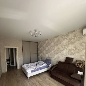 Продается 1-комнатная квартира, 48 м²