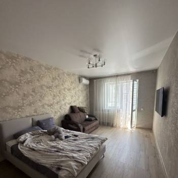 Продается 1-комнатная квартира, 48 м²