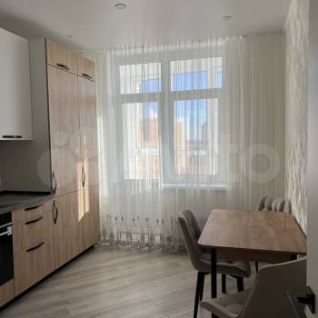 Сдается 1-комнатная квартира, 45 м²