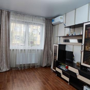 Продается 1-комнатная квартира, 39 м²
