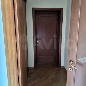 Продается Многокомнатная квартира, 234 м²