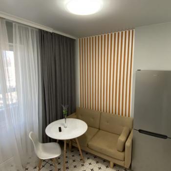 Продается 1-комнатная квартира, 37 м²