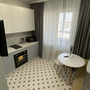 Продается 1-комнатная квартира, 37 м²