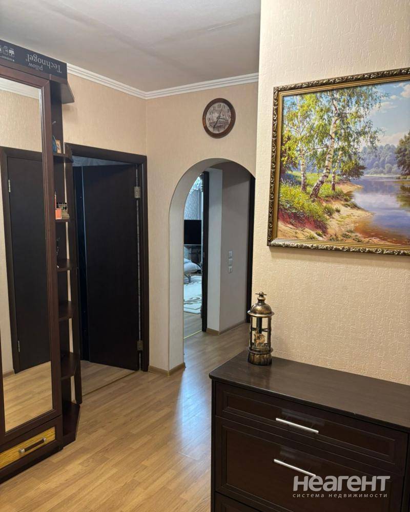 Продам 2-х комн. квартиру, ул. Калинина