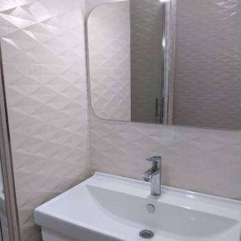 Продается 1-комнатная квартира, 56 м²
