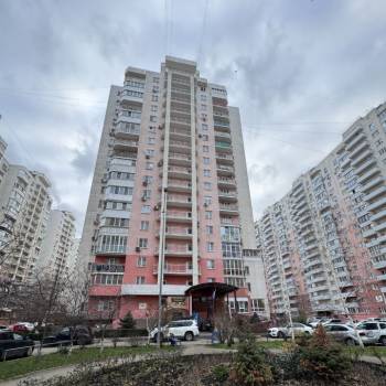 Продается 2-х комнатная квартира, 75,6 м²