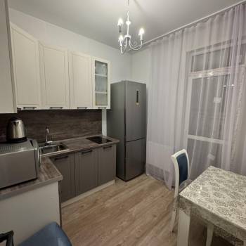 Продается 1-комнатная квартира, 32 м²